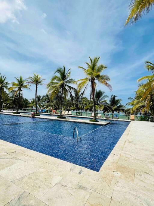Apartamento Espectacular apto en Cartagena con salida directa a la playa Exterior foto